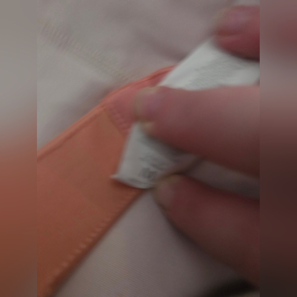 Fabletics Colorblock Sports Bra - Picture 7 of 7